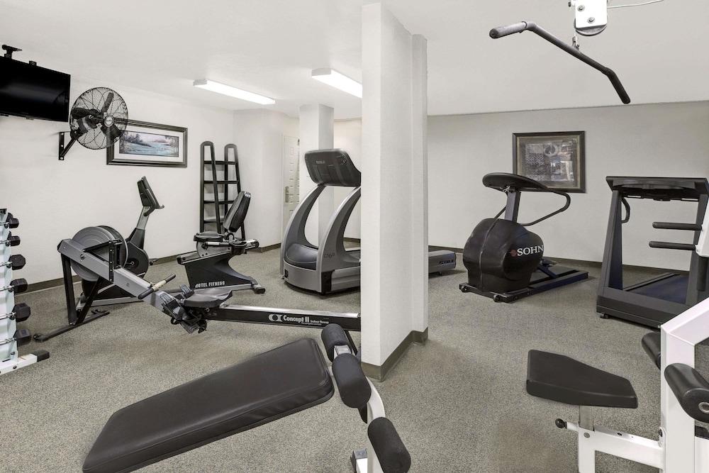 Value Suites Extended Stay - Arlington Dış mekan fotoğraf